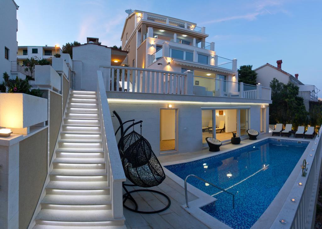 Apartments Villa Anamaria تروغير المظهر الخارجي الصورة