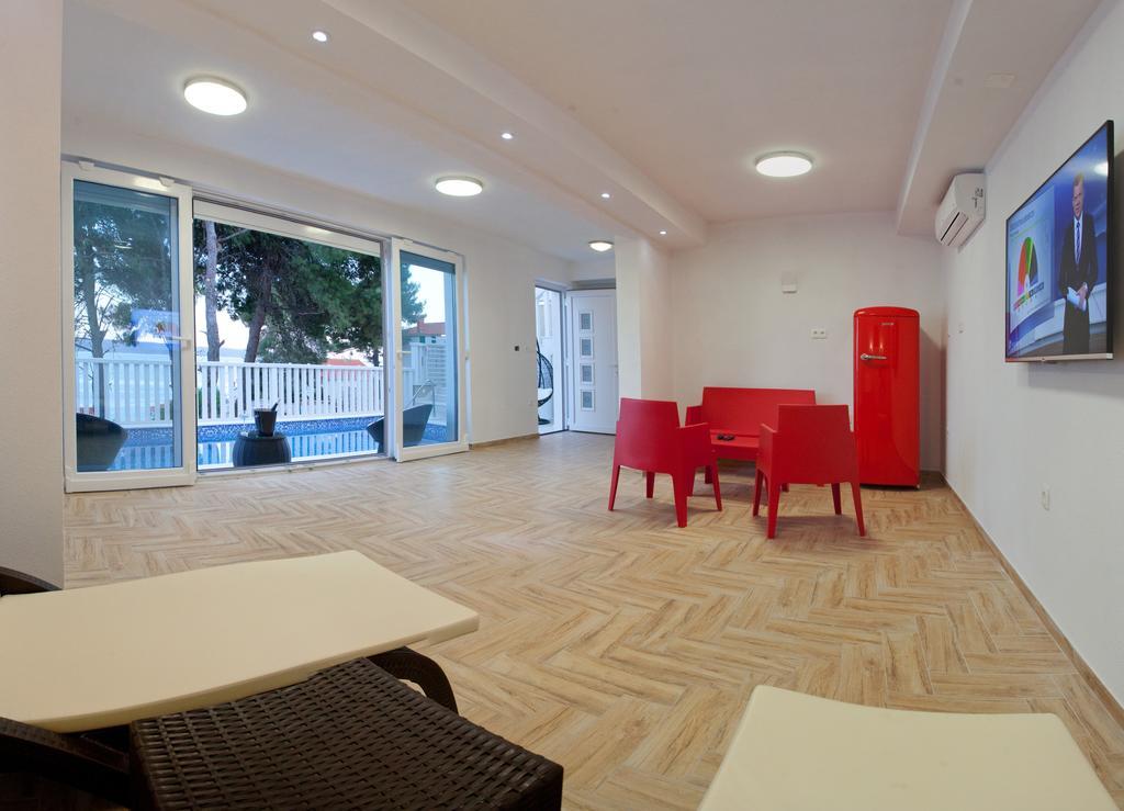 Apartments Villa Anamaria تروغير المظهر الخارجي الصورة