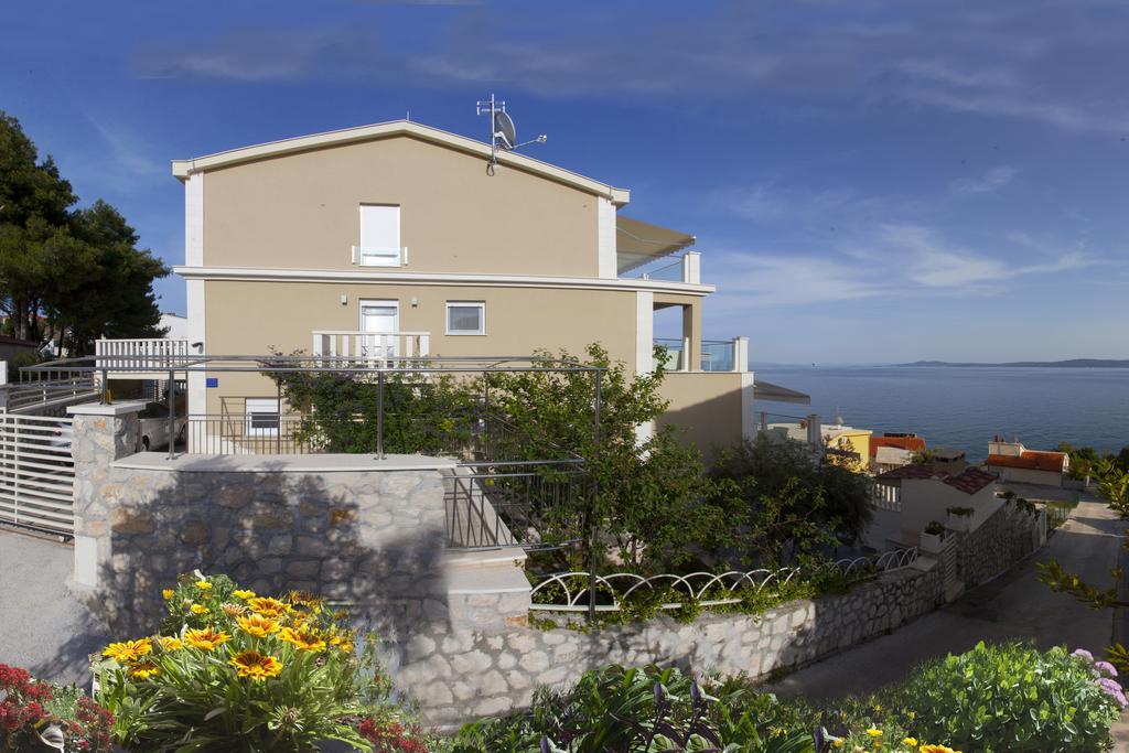 Apartments Villa Anamaria تروغير المظهر الخارجي الصورة